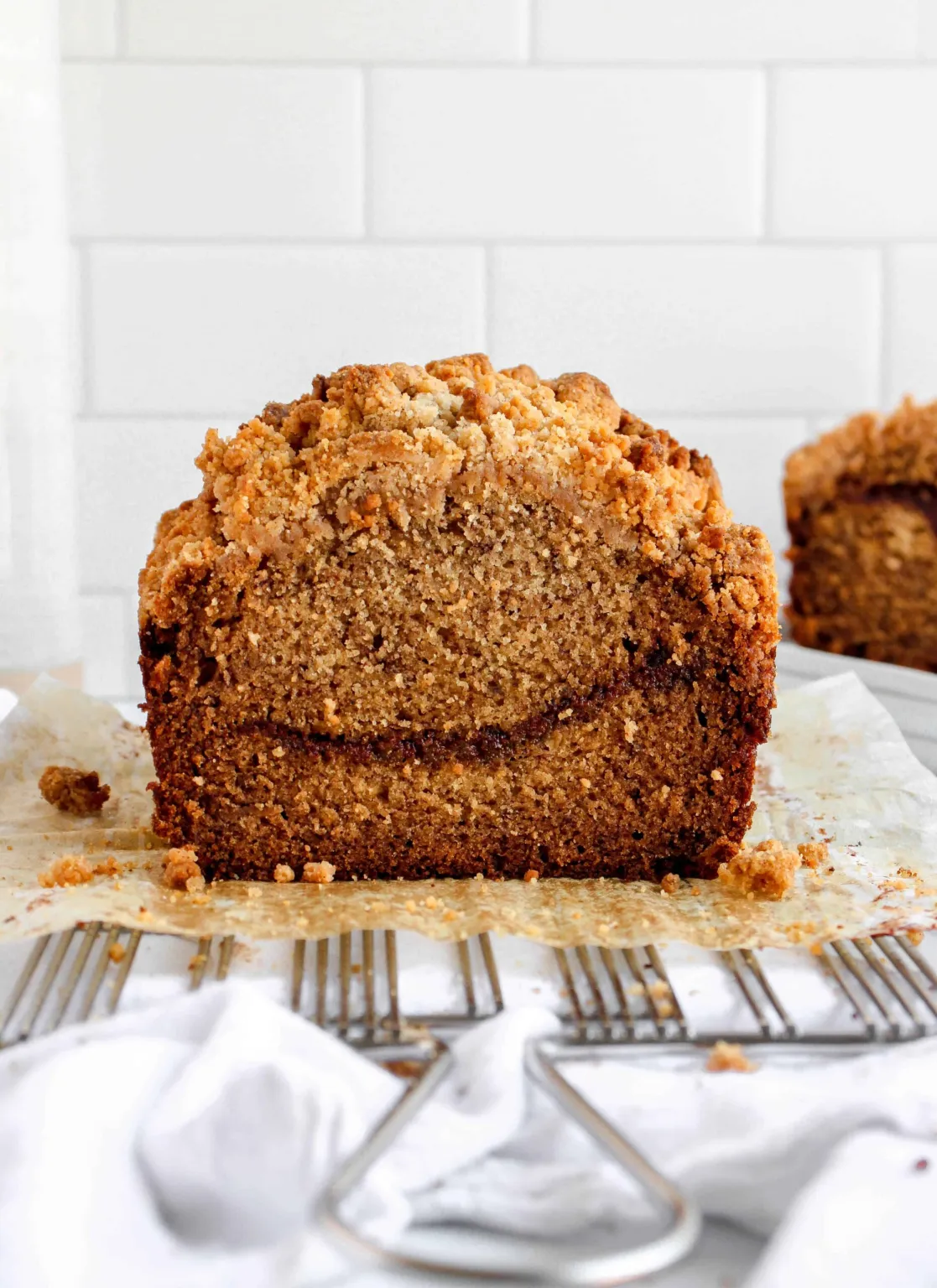 Homemade Cinnamon Swirl Banana Bread – Perfect for Brunch!