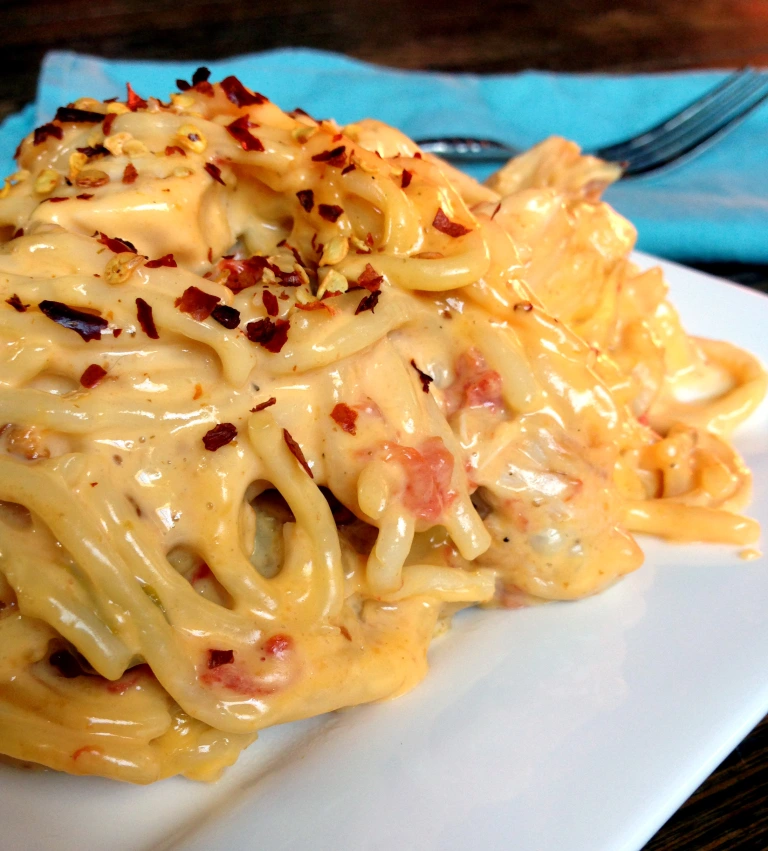 Irresistible Spicy Southern Chicken Spaghetti Casserole